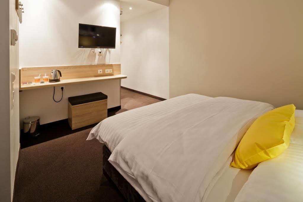 Hotel Muenchen-olympiapark Monaco di Baviera